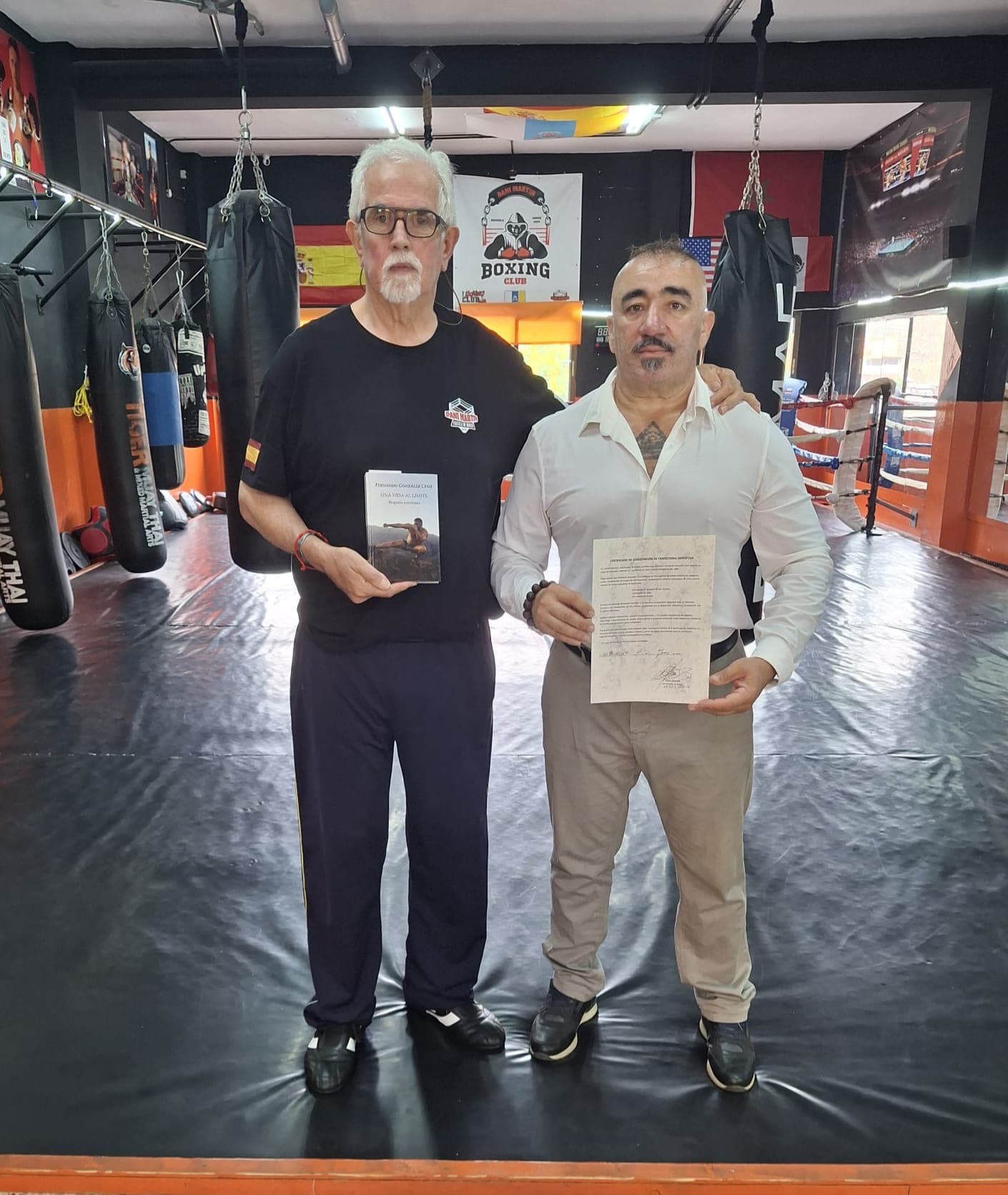 Fernando González Cruz con Rafael Marrero «Feluco», su primer entrenador de boxeo